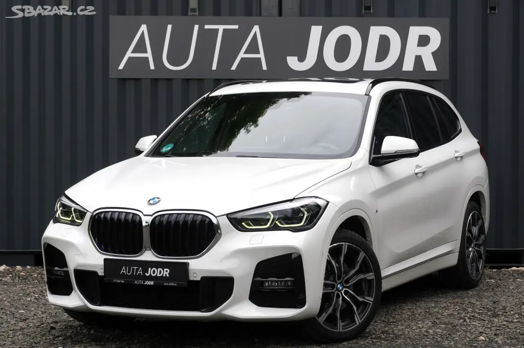 BMW X1, 20d xDrive, Pano, H/K, ČR, ACC